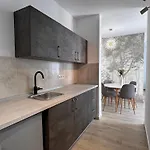At Modern Boutique Appartement *