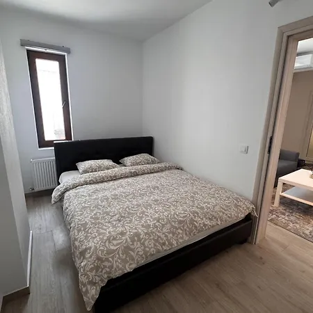 At Modern Boutique * בוקרשט