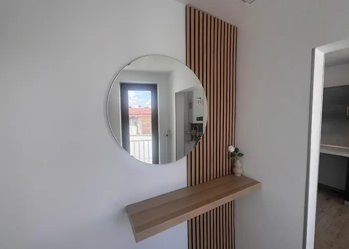 At Modern Boutique Daire Bükreş